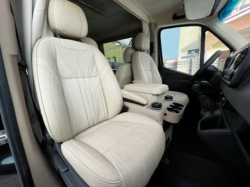 MERCEDES SPRINTER LUX (8 мест)